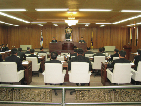 2004년제2차정례회1차본회의0