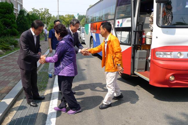 태안군의회 의원 합천군우정학사 벤치마킹 안내1
