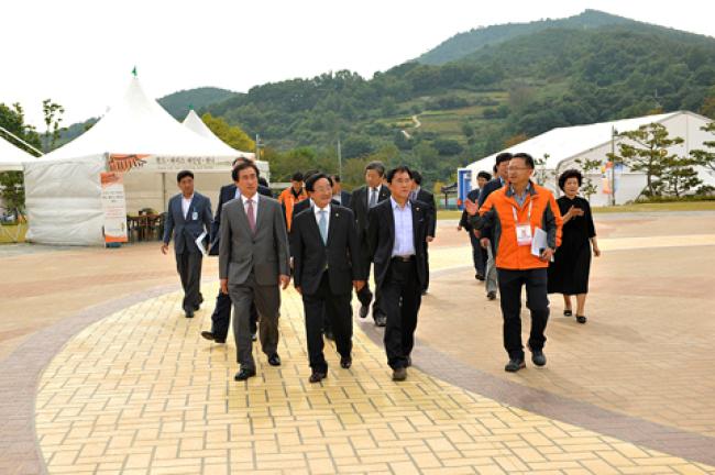 대장경세계문화축전 시찰2