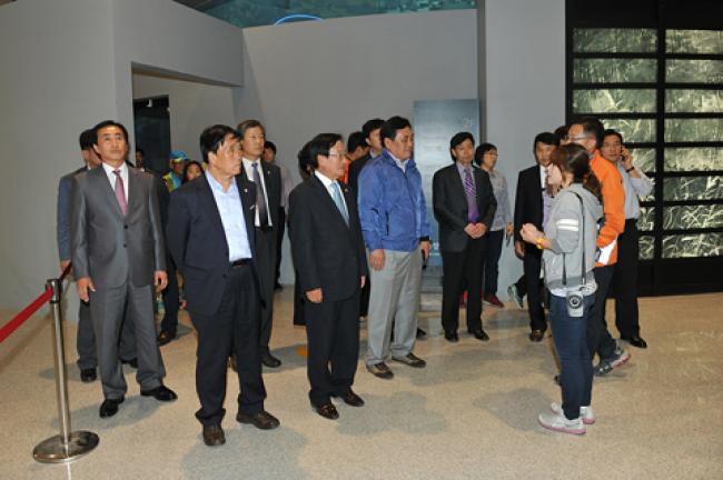 대장경세계문화축전장 시찰1