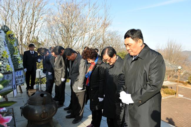 2014년도 충혼탑 및 임란창의사 참배1