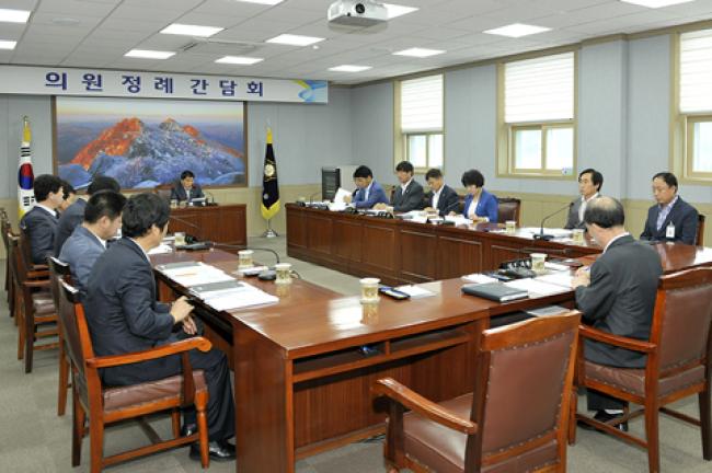 7월 첫째 주 간담회 개최0