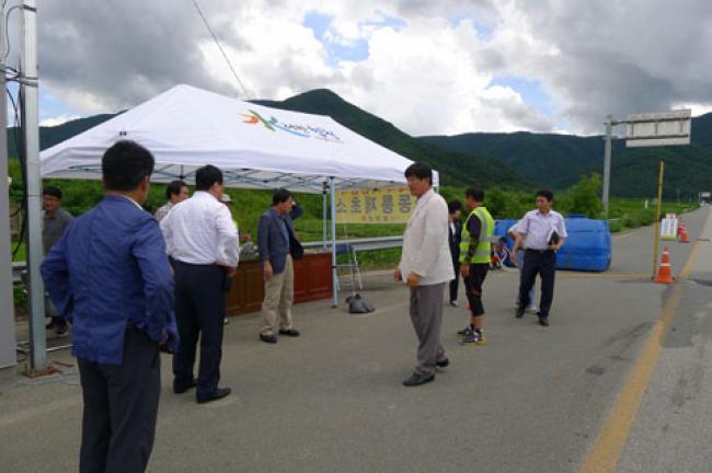 동부지역 구제역 차단방역초소 방문2