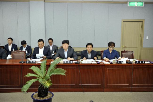 6월 첫 번째 의원정례간담회1