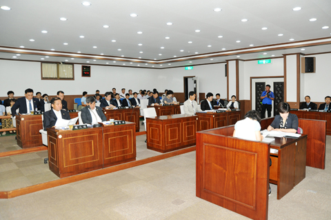 제173회 합천군의회 임시회 제1차 본회의0