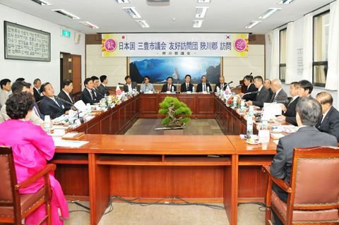 일본국 미토요시의회 우리 군의회 방문0