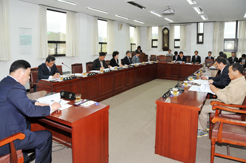 5월 첫째 주 의원정례간담회 개최0