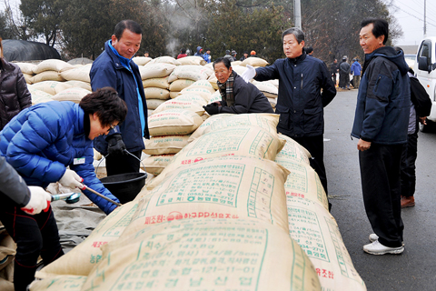 청덕면 앙진 추곡수매현장 방문0