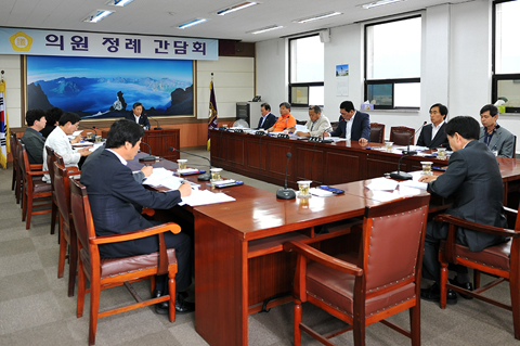 6월 둘째 주 의원정례간담회 개최0