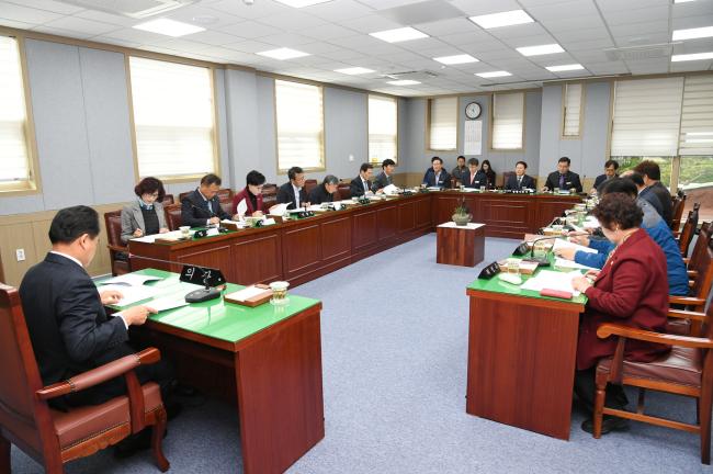 11월 두 번째 의원정례간담회 개최1