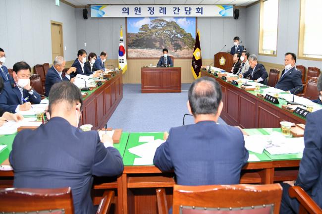 10월 첫번째 의원정례간담회0