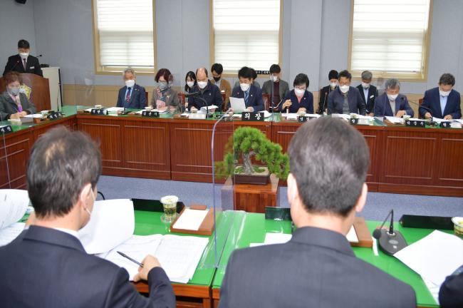 3월 첫번째 의원정례간담회1