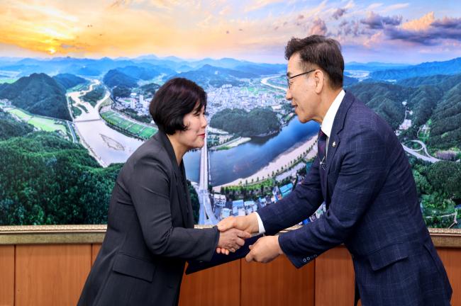 2022 회계연도 결산검사 위원 위촉0