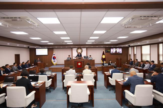 제290회 제1차 정례회 제1차 본회의0