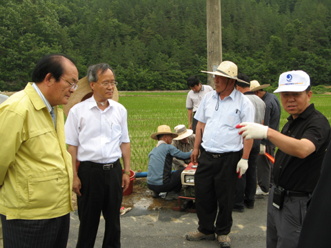 율곡 가뭄피해지 방문