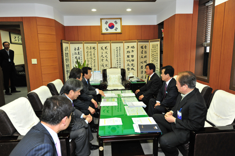 권정호 경남도교육...