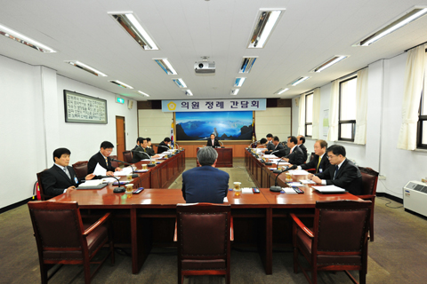 4월 첫째 주 의원정...