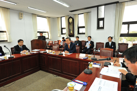 4월 첫째 주 의원정...